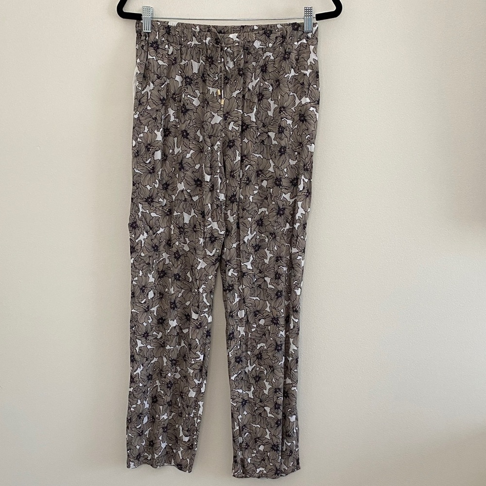 Hanro Floral Pants Cropped  Drawstring Taupe and White Loungewear Viscose Small